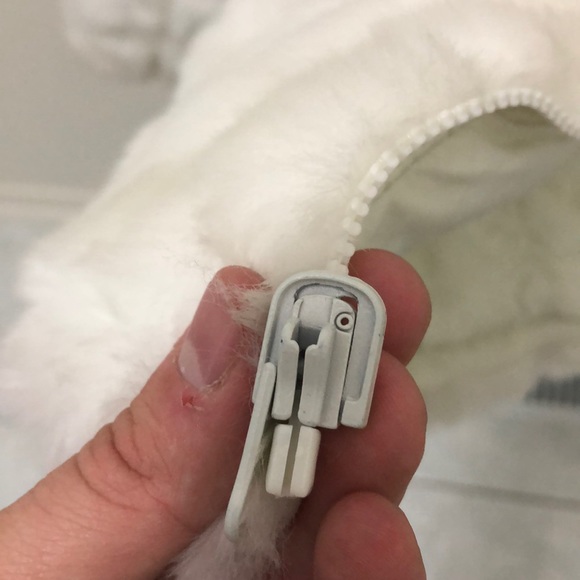 ⛄️❄️ HOST PICK ❄️ Girls White Faux Fur Coat - Picture 6 of 16